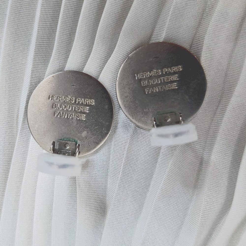 Hermes Vintage Clou de Selle Button Clip Earrings Matte Silver - Picture 7 of 9